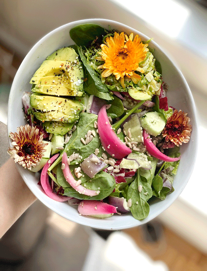 Salad Pickled Onions | GIRLS WHO EAT