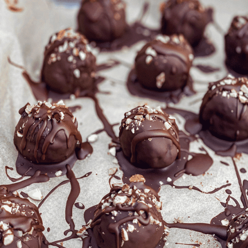 No Bake Truffles | GIRLS WHO EAT