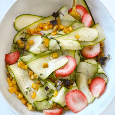 Summer Zucchini Salad | GIRLS WHO EAT