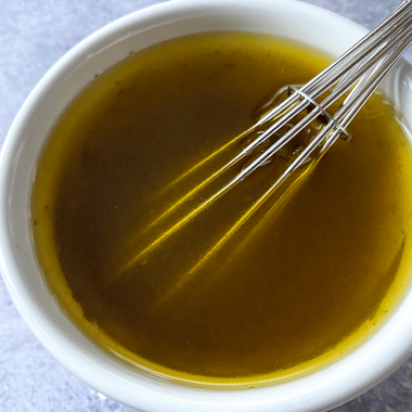 apple cider dressing | GIRLS WHO EAT