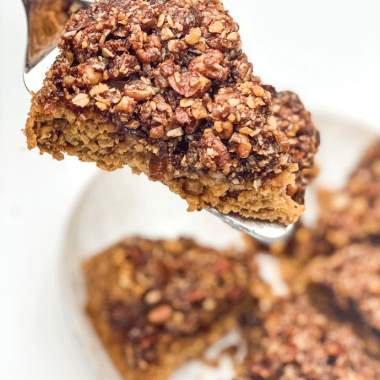 apple cinnamon pecan cake | GIRLS WHO EAT