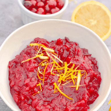 apple cranberry sauce | GIRLS WHO EAT
