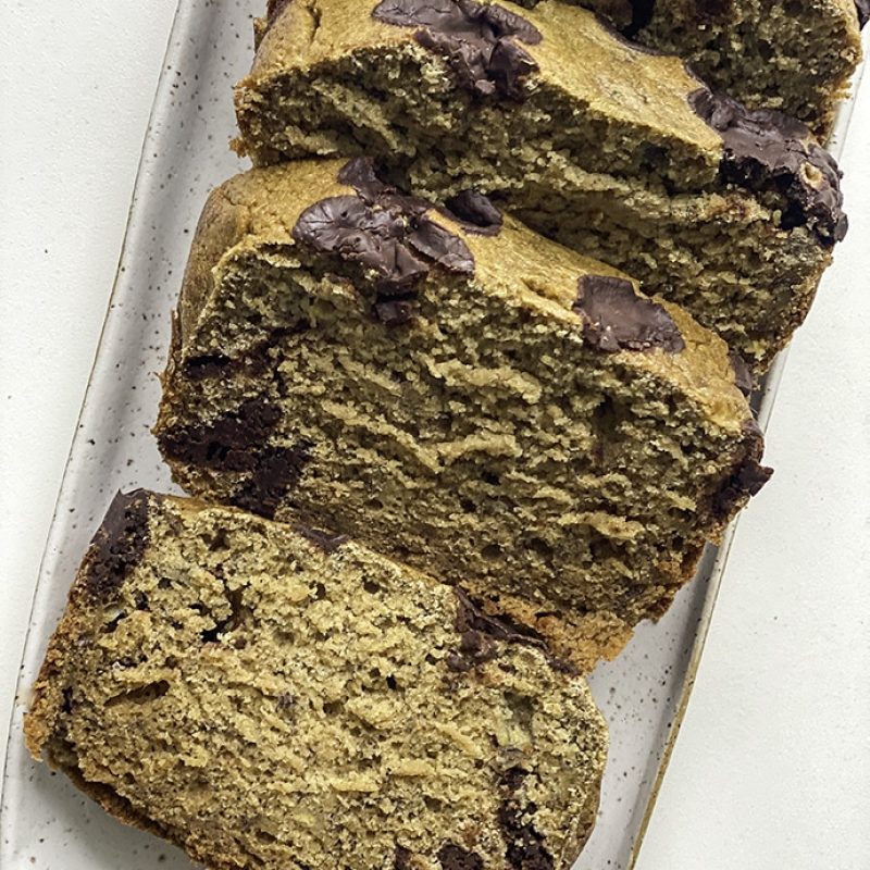 oat banana bread | GIRLS WHO EAT