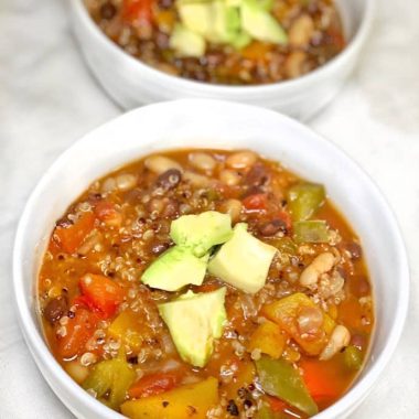 Butternut Squash Chili | GIRLS WHO EAT