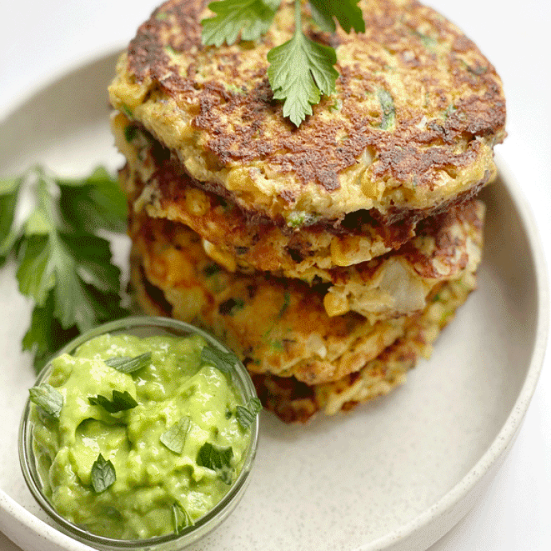 corn zucchini fritters | GIRLS WHO EAT
