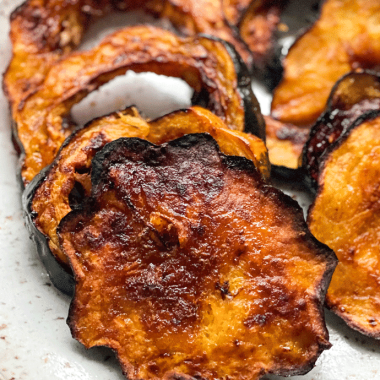 maple acorn squash | GIRLS WHO EAT