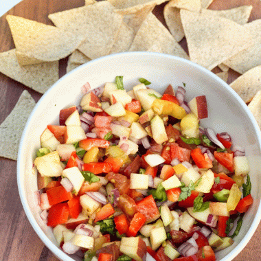 peach salsa | GIRLS WHO EAT