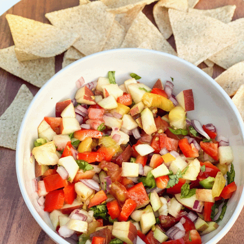 peach salsa | GIRLS WHO EAT