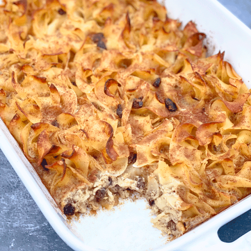 sweet noodle kugel | GIRLS WHO EAT