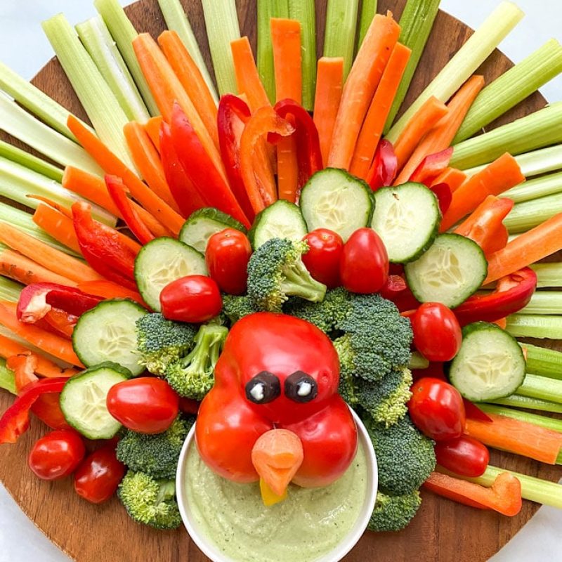 thanksgiving veggie board | GIRLS WHO EAT