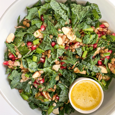 tuscan kale salad | GIRLS WHO EAT