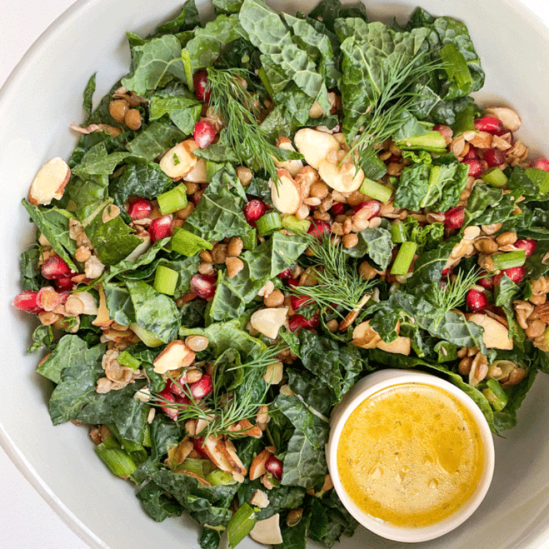 tuscan kale salad | GIRLS WHO EAT