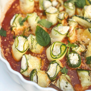 zucchini roll up | GIRLS WHO EAT