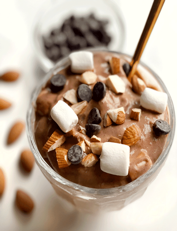 rocky road nice cream | GIRLS WHO EAT